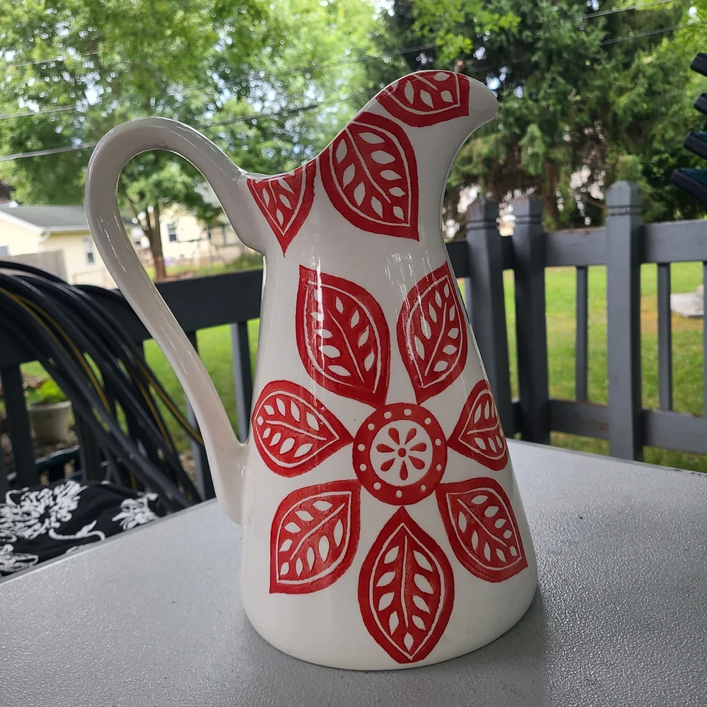 Farval Portugal Handcrafted White Ceramic 11.75” Pitcher‎ Groovy Red - Picture 4 of 5